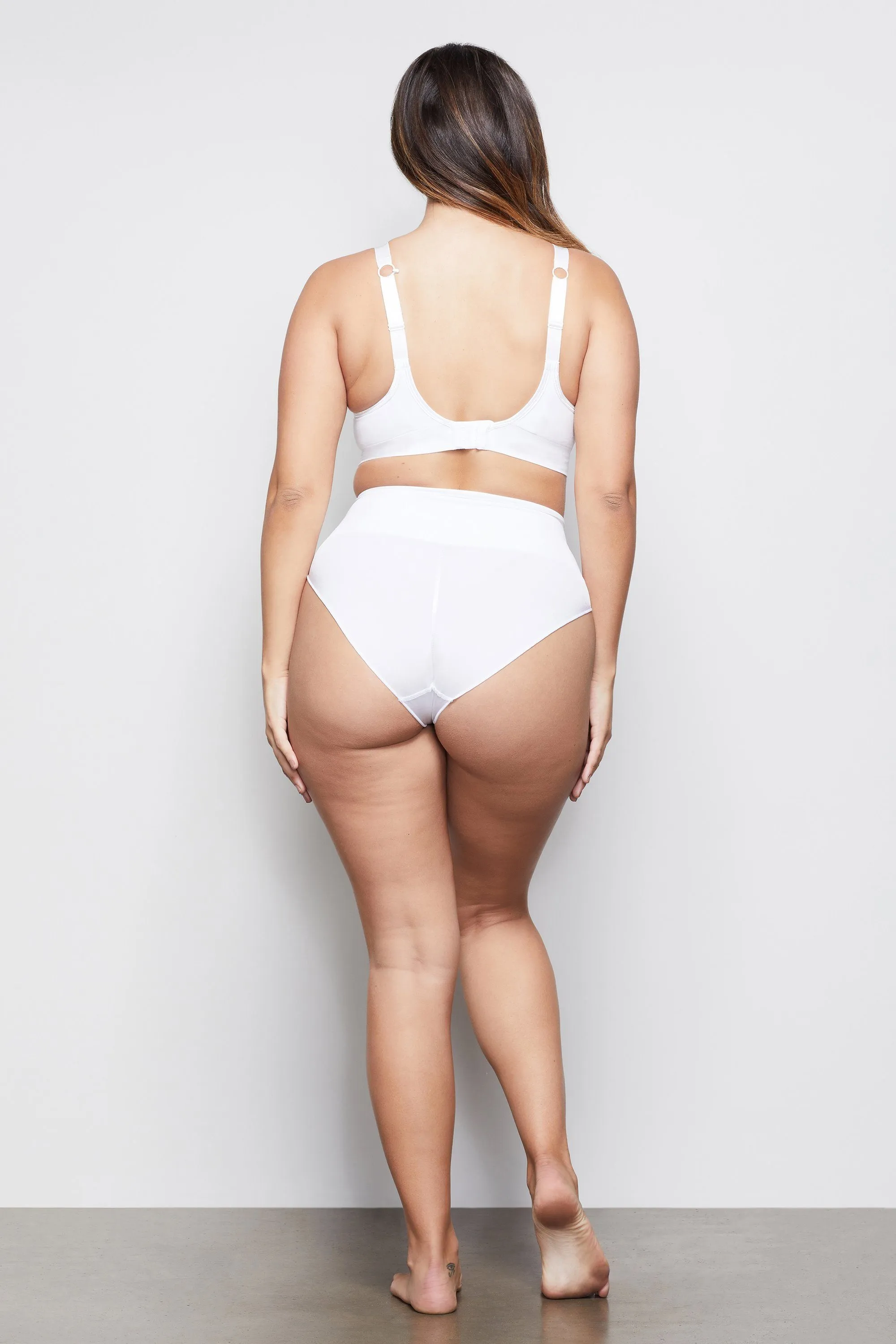 HIGH IMPACT PADDED BRA | WHITE001