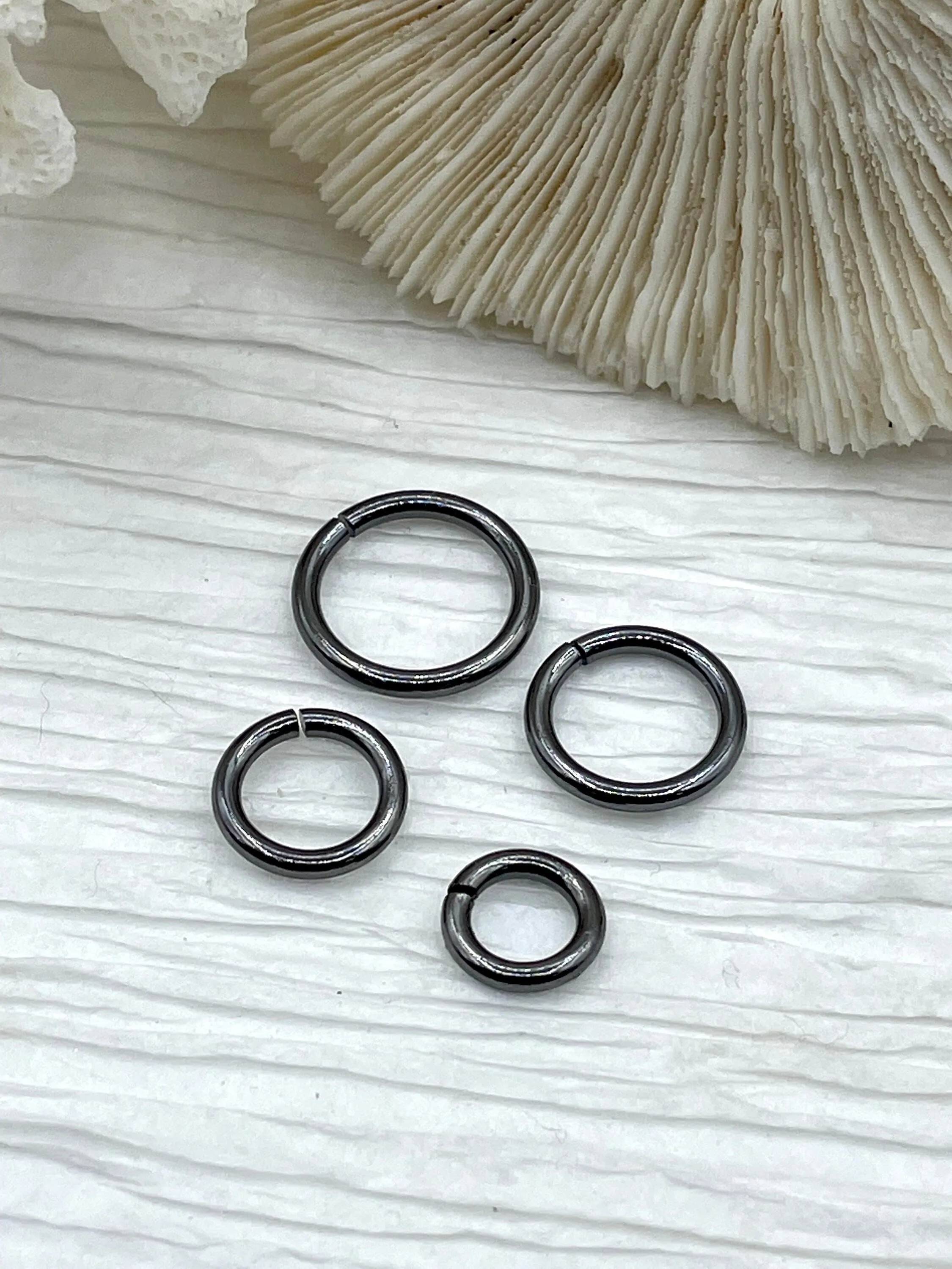 Jump Rings Gunmetal, 4mm, 6mm, 8mm, 10mm, or 12mm, PK of 10, Brass Jump Rings, OPEN Ring, Heavy 15 GA (1.8mm) Jump Rings, Fast Ship