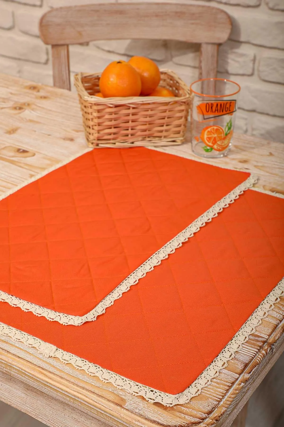 Set of 4 Washable Wipeable Placemats Polyester Table Mats Place mats Easy to Clean for Dining Table Set Kitchen Table,A-1B