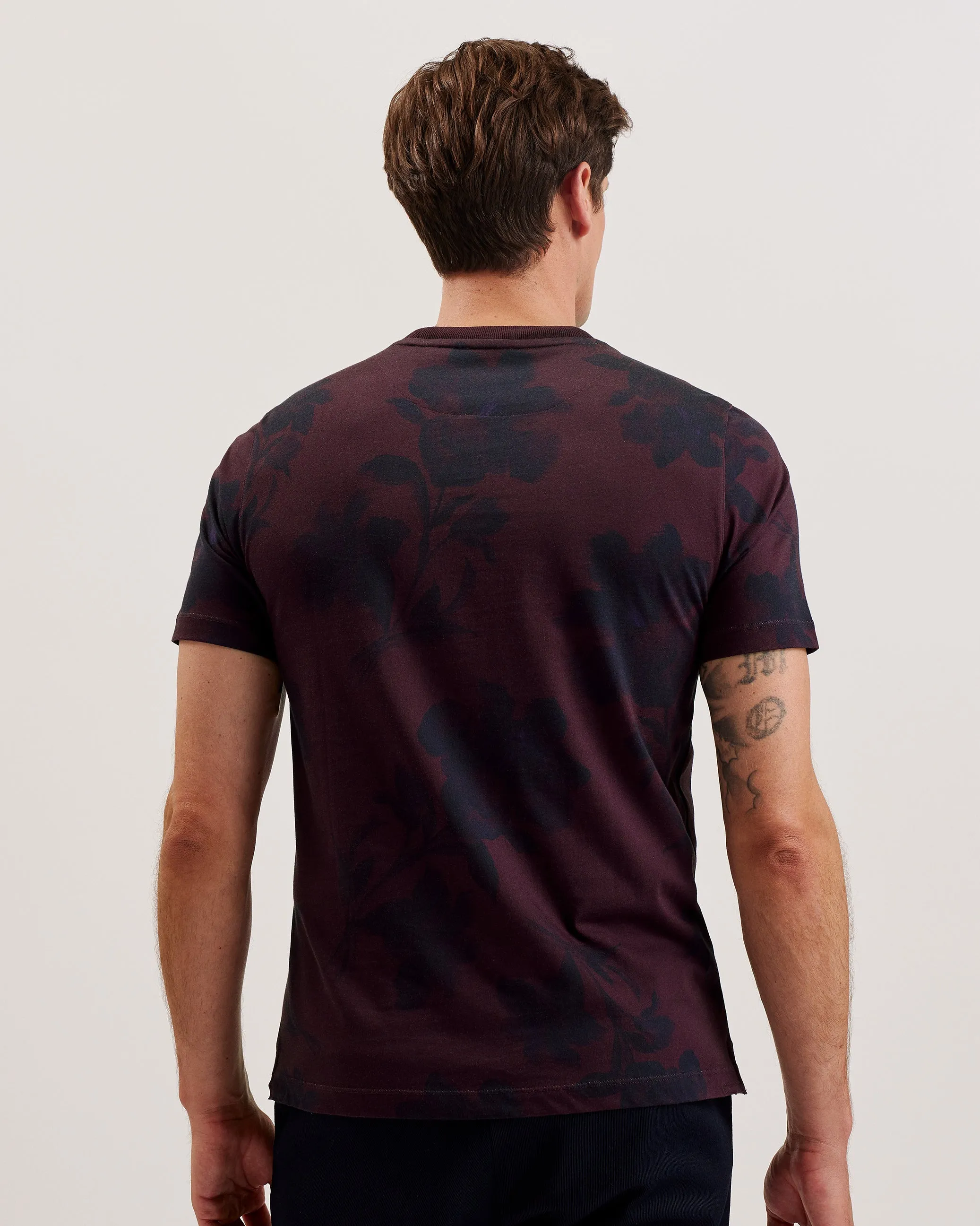 Vendis Ss Regular Fit Floral Printed T-Shirt Maroon