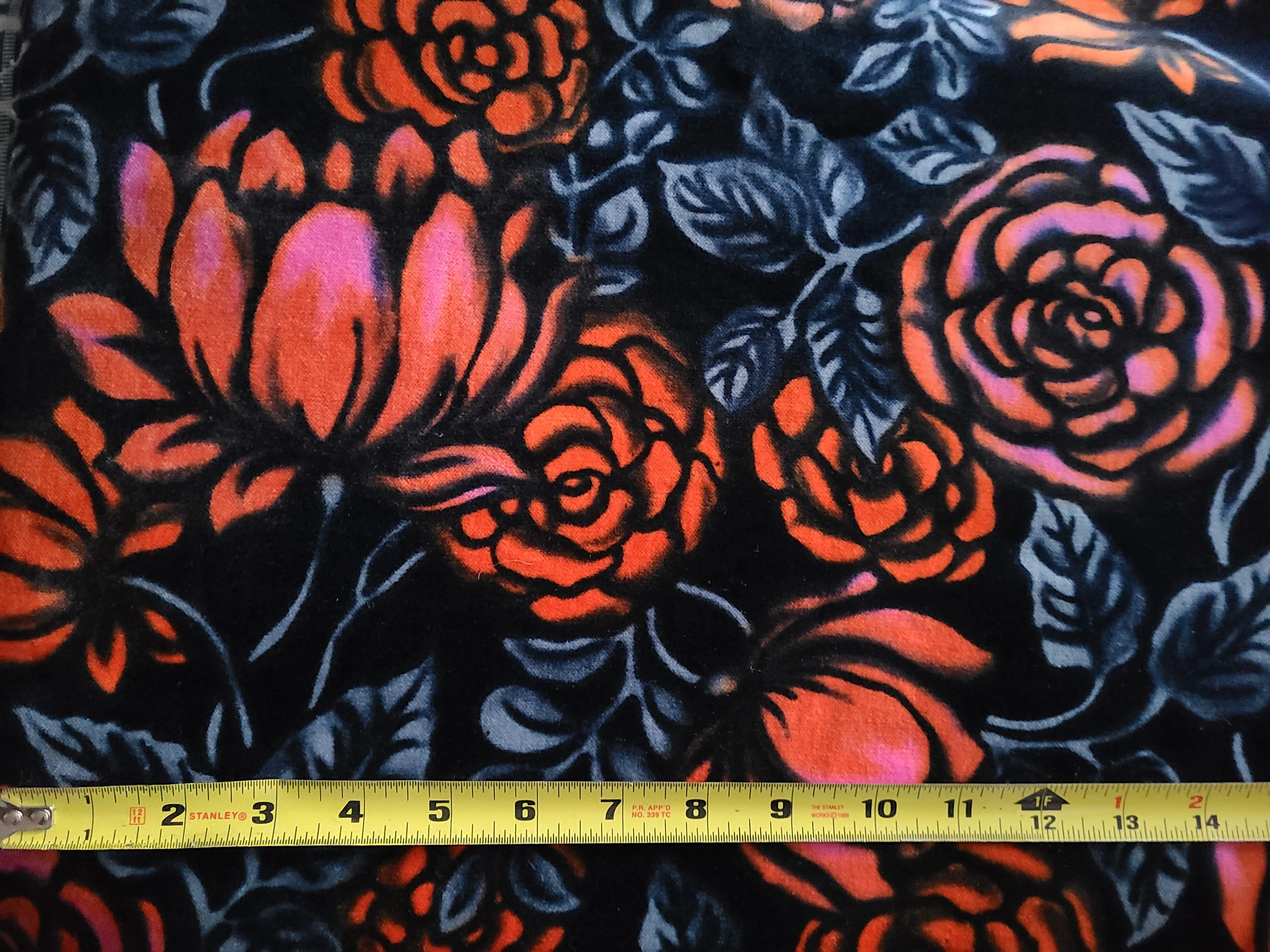 Vintage Fabric - Velveteen - Roses - Fabric Remnant - VLT59