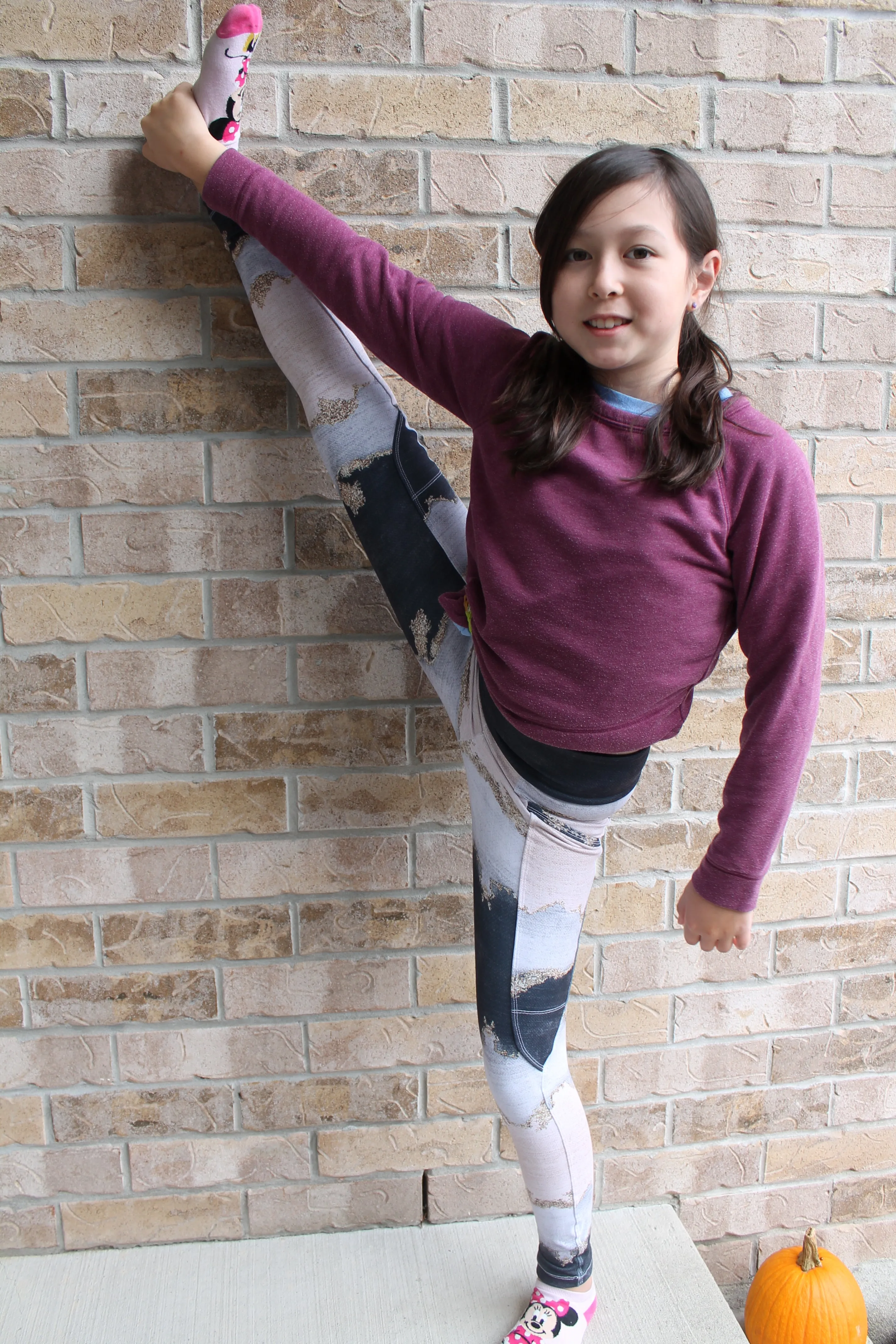 Youth Novello Leggings Sewing Pattern in Sizes 3 to 14